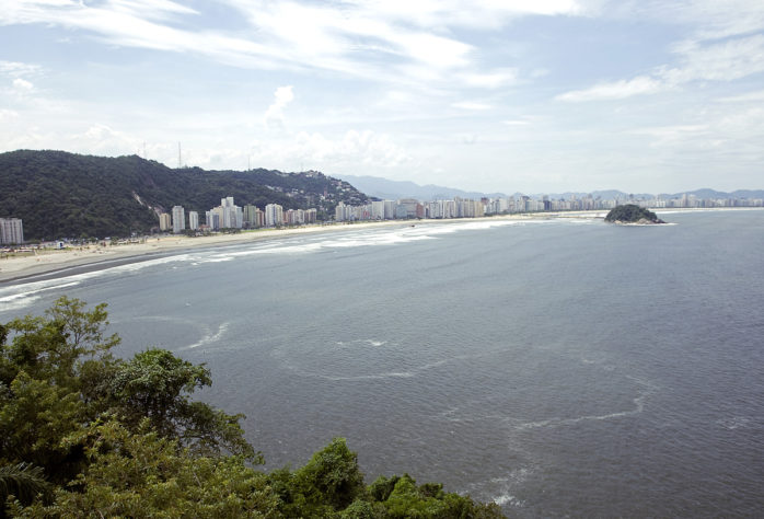 Erosão em áreas costeiras do Brasil 