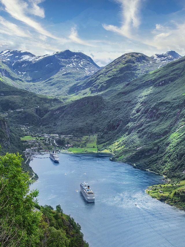 Recortes entre montanhas:  Os mais belos fiordes do mundo