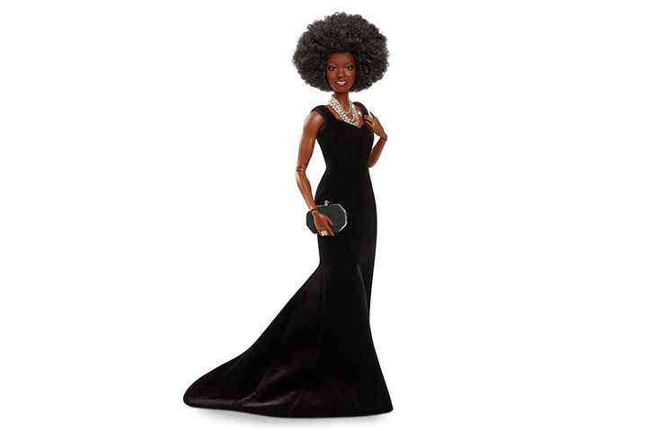 Em 6 de janeiro de 2017, Davis ganhou uma estrela na Calçada da Fama de Hollywood. Em 22 de janeiro de 2018, estreou Two-Sides, uma série de documentários que explora a brutalidade policial contra a comunidade afro-americana.- Divulgação Mattel