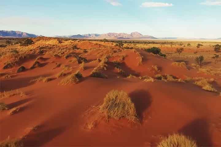 Em setembro de 1909, ele encalhou em meio Ã  uma nÃ©voa espessa e naufragou em Conception Bay durante uma viagem de Swakopmund para Table Bay.-ReproduÃ§Ã£o Youtube Canal  Integrando Conhecimento