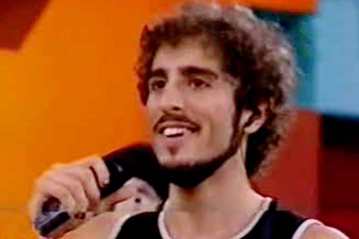 AlÃ©m da televisÃ£o, Mion participou de videoclipes de artistas como Sidney Magal e PatrÃ­cia Coelho, e dirigiu clipes musicais de bandas como Aliados 13. 