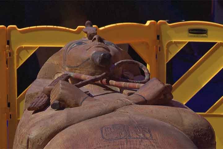 Em 1281 aC, Ramsés capturou os piratas do mar de Sherden que se tornaram uma grande ameaça aos negócios marítimos do Egito Antigo.