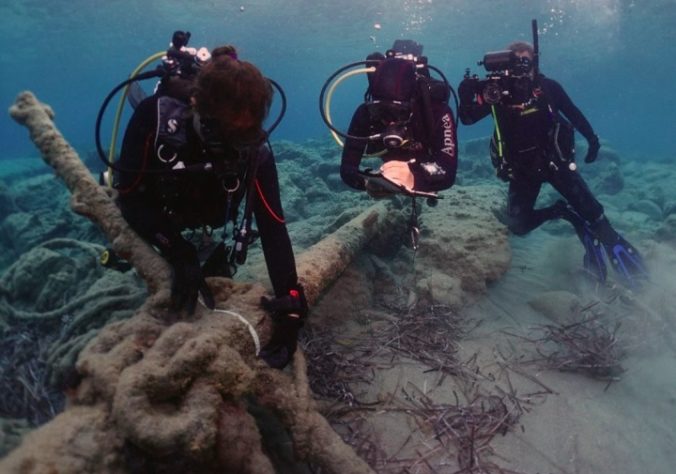 Cemitério de navios é descoberto na Grécia