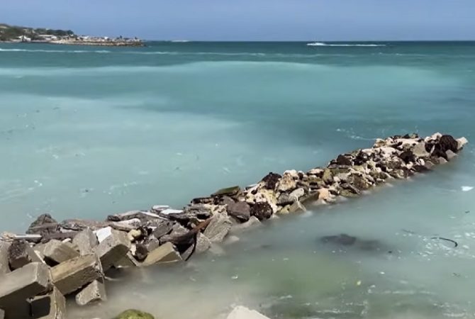 Redução do nível do mar expõe ossos de antigos habitantes em cidade turística