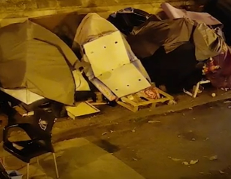 Brasileiros dormem na rua em Portugal e montam tendas como abrigo