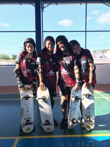 Conheça a história de Romário, professor de skate que muda a vida de jovens baianos