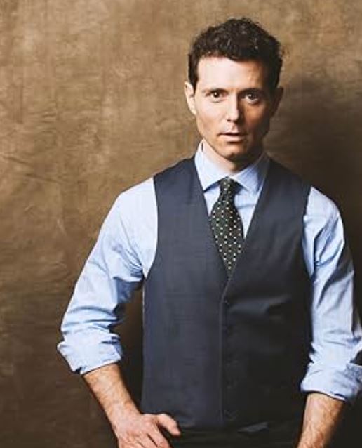 Recentemente, o ator Clay Bunker, que atuou com uma breve participação em "Oppenheimer" , sugeriu que Cillian Murphy, vencedor do Oscar de Melhor Ator pelo filme, seja escolhido como o novo James Bond, o agente 007.