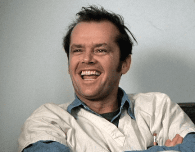 Nicholson ganhou como Melhor Ator na cerimônia do Oscar de 1976 pela interpretação no filme "Um Estranho no Ninho" (1975) 