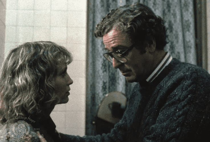 Michael Caine levou a estatueta de Melhor Ator Coadjuvante no Oscar de 1987 pela atuação em "Hannah e Suas Irmãs", de Woody Allen (1986) 