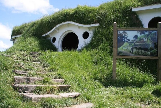 Hobbiton, local da filmagem de Senhor dos Anéis, promove passeios pelas Tocas de Hobbit