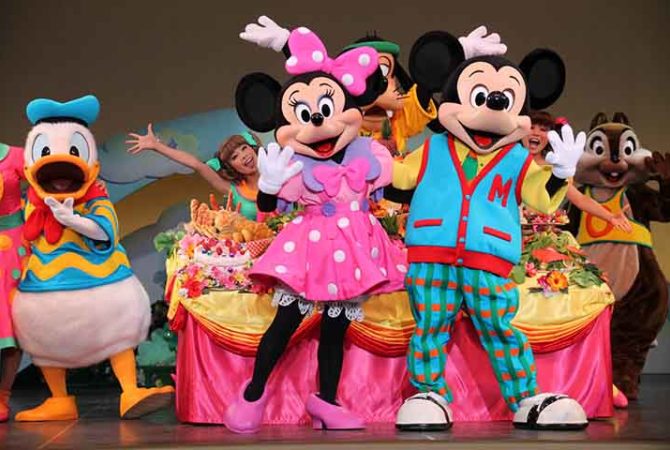 Disney de Tóquio completa 41 anos; conheça as áreas do local mágico
