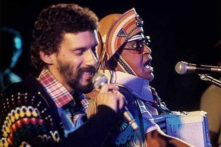 O músico era pai de criação do também consagrado compositor e cantor Gonzaguinha (Luiz Gonzaga do Nascimento Júnior), morto em acidente automobilístico em 1991, aos 45 anos. 
- Reprodução do Instagram @luizgonzagarei
