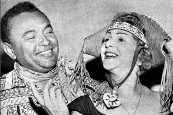 De acordo com pesquisadores da música brasileira, antes de Luiz Gonzaga o forró não tinha uma padronização. Alguns grupos utilizavam instrumentos como o melê (artesanal) e o pandeiro, hoje muito mais vinculado ao samba. 
-Reprodução do Instagram @luizgonzagarei
