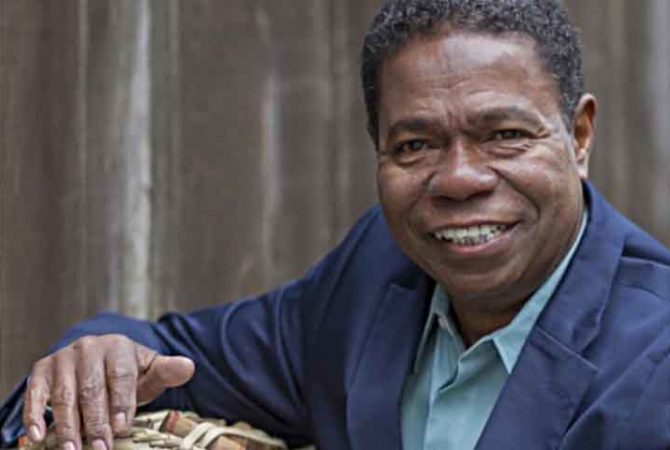 Histórico: brasileiro Paulinho da Costa entrará para a Calçada da Fama