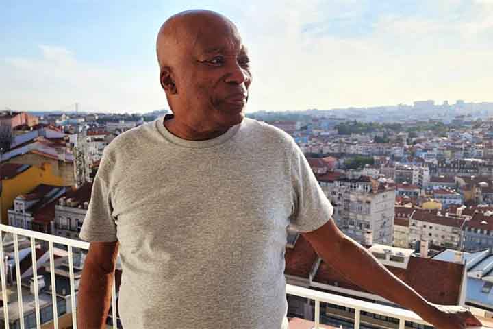 Quatro anos depois, em São Paulo, com o conjunto Som Imaginário, destacou-se com 