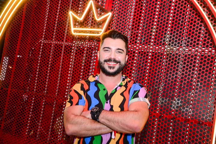 Este enredo é do carnavalesco Tarcísio Zanon, com auxílio de sua equipe de criação e do enredista João Gustavo Melo. A diretoria renovou com todos os segmentos para um novo carnaval na busca pela quarta estrela, que seria a segunda consecutiva.