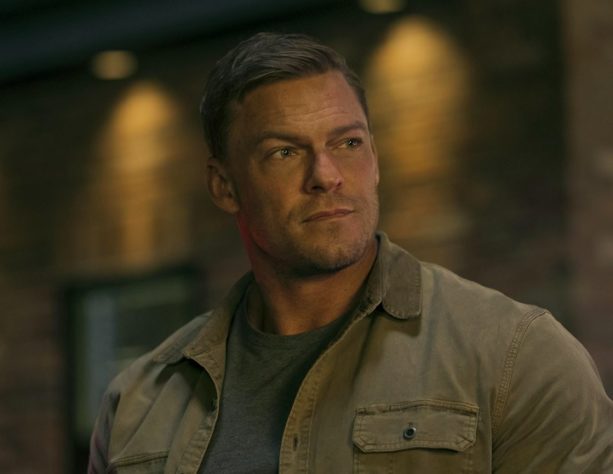 Alan Ritchson - Reacher