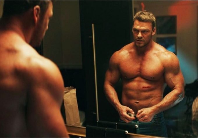 Alan Ritchson - Reacher
