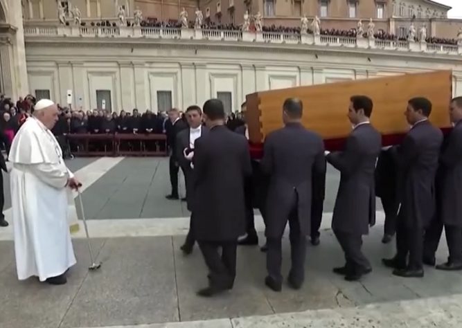 Funeral do Papa Bento XVI