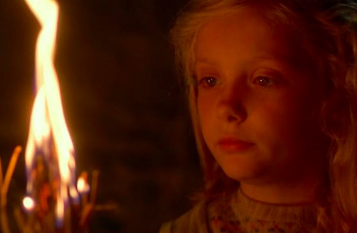 "O Mistério da Ilha" (1994): Esse é um filme de 1994, dirigido por John Sayles e baseado no livro "Secret of the Ron Mor Skerry" de Rosalie K. Fry. É uma mistura de drama e fantasia, centrado em torno de uma garota chamada Fiona, que vai morar com seus avós na costa da Irlanda.