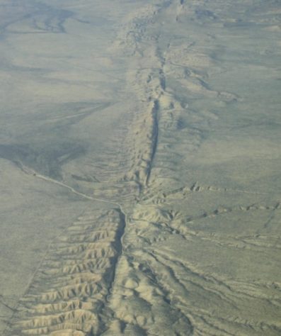 Falha de San Andreas- Ikluft wikimedia commons