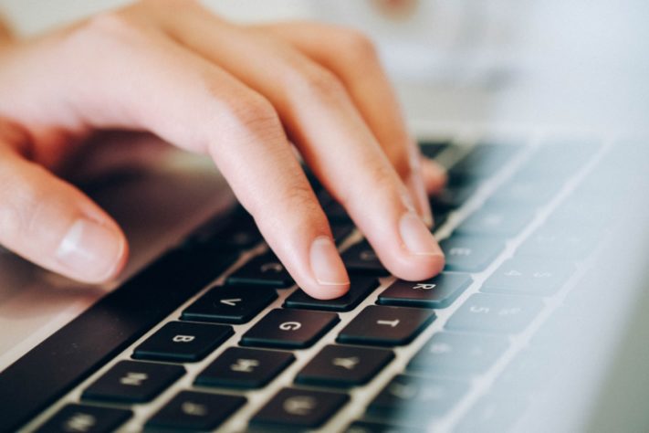 Digitando teclado