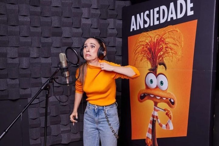 Além disso, já participou de dublagens, como a da personagem Gigi em "Pets - A Vida Secreta dos Bichos" (2016) e a Ansiedade em "Divertida Mente 2" (2024).