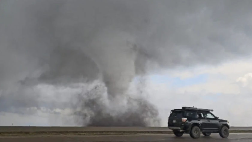 Tornado no Nebraska - Reprodução de vídeo redes sociais