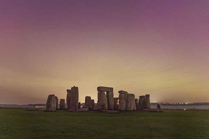 Eles procuram entender se o Stonehenge e potencialmente outros monumentos megalíticos ao redor do mundo também se alinham com a Lua. -  Reprodução do X @BU_Research