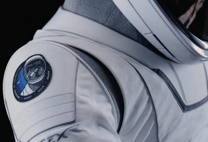 SpaceX divulga novos trajes espaciais