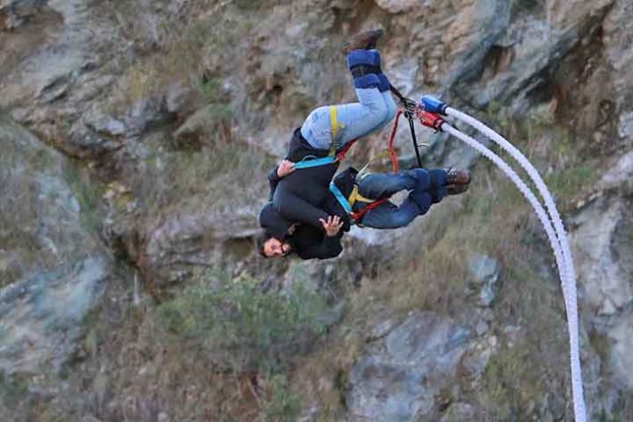 bungee-jumping