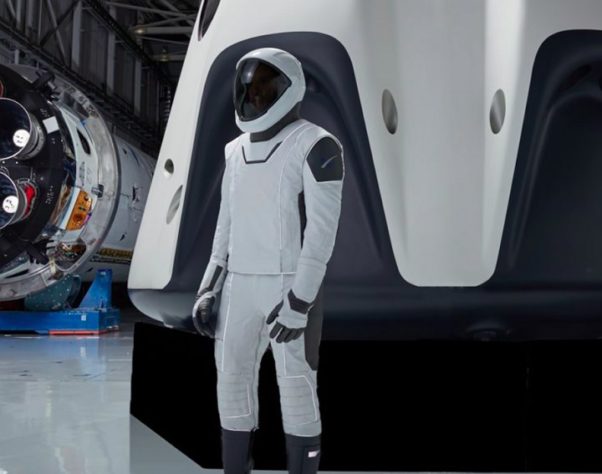 SpaceX divulga novos trajes espaciais