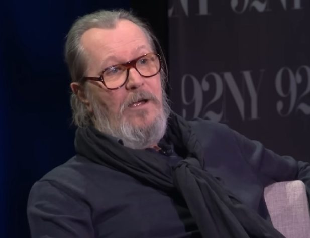 Gary Oldman diz que sua atuação em Harry Potter foi 
