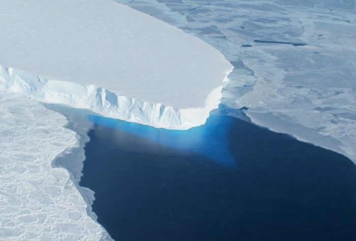 Glaciar Thwaites - geleira do Juízo Final - Antártida - NASA
