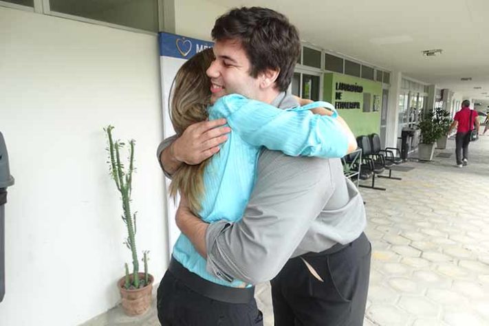 Dia do Abraço
