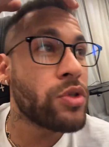 Neymar rebate críticas da atriz Luana Piovani