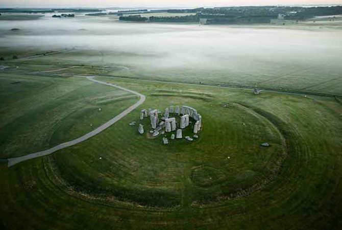 Como foi possível?  Estudo revela que pedra de Stonehenge foi carregada por 700 km