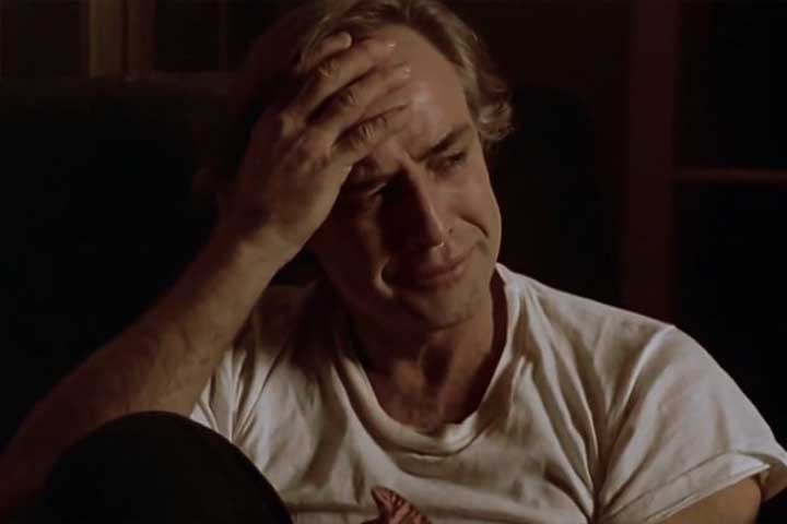 Nos anos seguintes, Brando seguiu experimentando diferentes papéis, embora sua carreira tenha enfrentado altos e baixos.  Filmes como "Désirée" (1954), "O Último Tango em Paris" (1972) e "Morituri" (1965) mostraram sua versatilidade. 