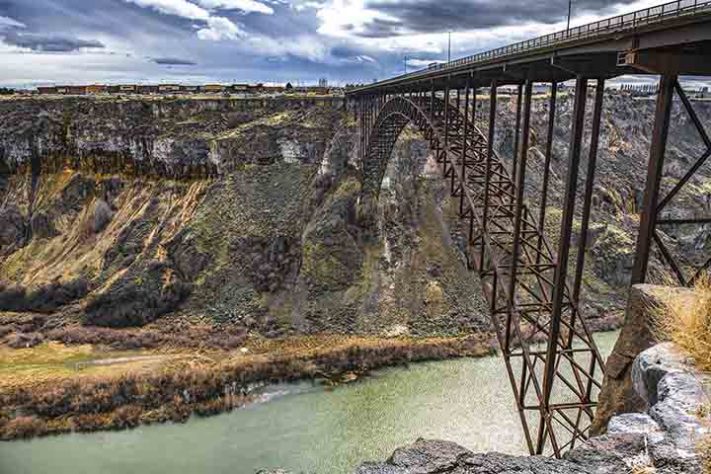 bungee-jumping