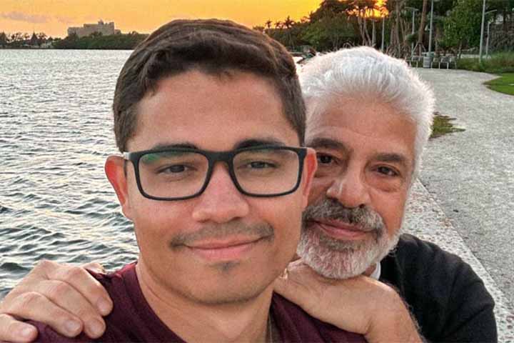 Em 2018, ele começou a namorar o analista de sistemas Clebson Teixeira, com quem se casou. Antes disso, entre 2008 e 2016, teve um relacionamento com o empresário Bruno Azevedo. 
