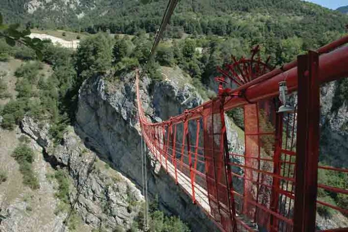 bungee-jumping