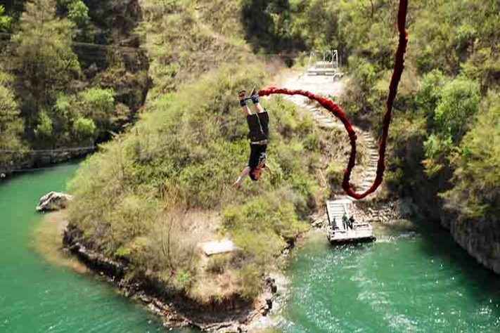 bungee-jumping