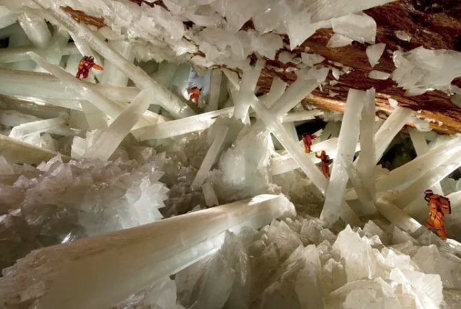 Caverna no México tem cristais ‘mortais’ que chegam a 58°C