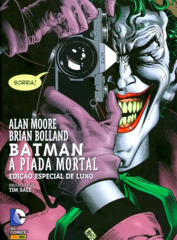 Ao longo dos anos, diversas origens foram exploradas para o Coringa nos gibis. Uma das mais famosas foi apresentada em 1998, na HQ "A Piada Mortal", do escritor Alan Moore.