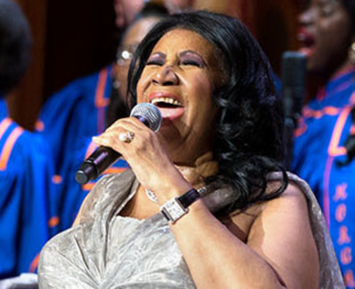 Aretha Franklin - Madonna já declarou que sua carreira não teria existido sem a influência da cantora de soul. “Ela me levou para onde estou hoje”. 
