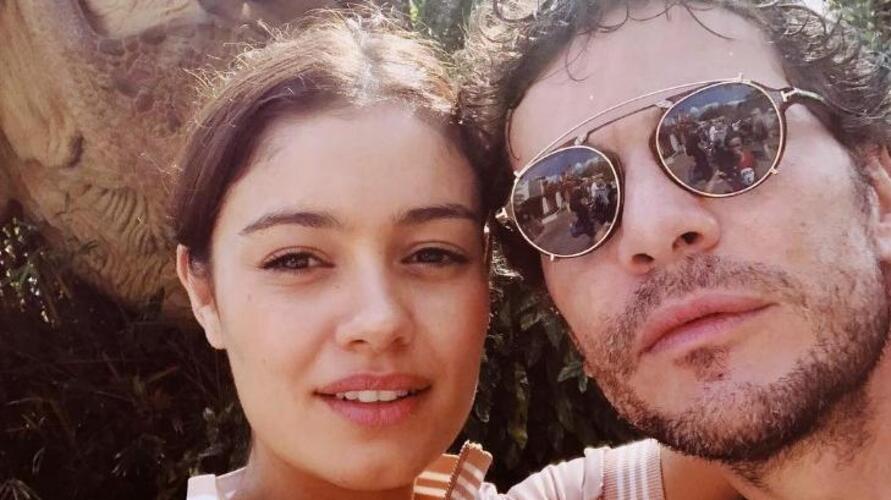 <p>O disco reúne colaborações importantes, incluindo a ex-mulher Sophie Charlotte. Para ele, o trabalho tem identidade forte e reflete sua trajetória pessoal e artística.</p>
