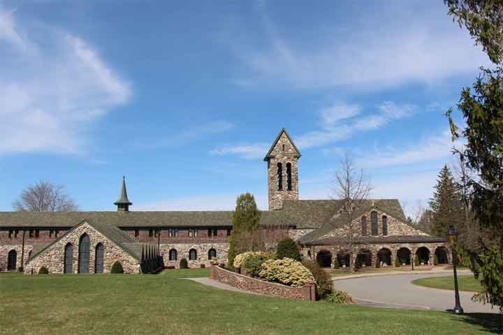 EUA: A abadia de St. Joseph, em Spencer, Massachusetts, é a primeira e única abadia trapista na América do Norte a produzir cerveja.