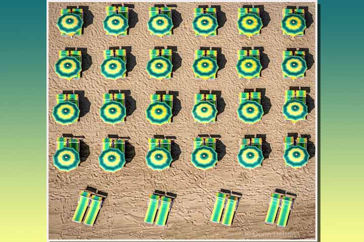 Em seu trabalho, Delson seleciona imagens que façam as pessoas se questionarem sobre o que veem, justamente por seu uma perspectiva do alto, incomum no dia a dia humano.
