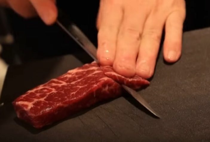 Carne de baleia tradição no Japão