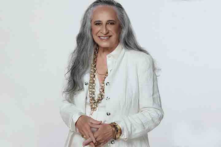 Maria Bethânia Viana Teles Veloso também nasceu em Santo Amaro, na Bahia. Ela é cantora, compositora e poetisa. Seu nome foi escolhido pelo irmão Caetano, inspirado em uma canção, a valsa 